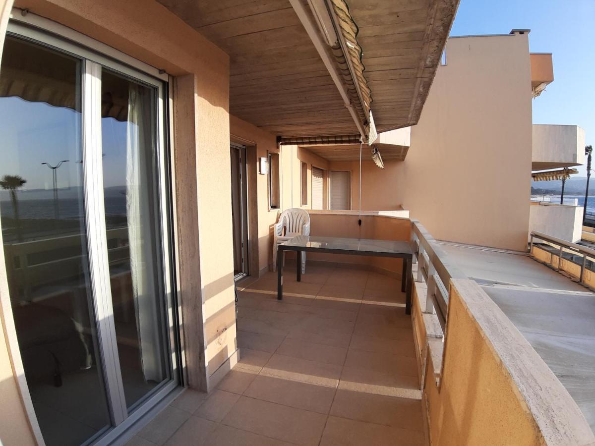 Appartement Cavalaire Face A La Mer Zewnętrze zdjęcie